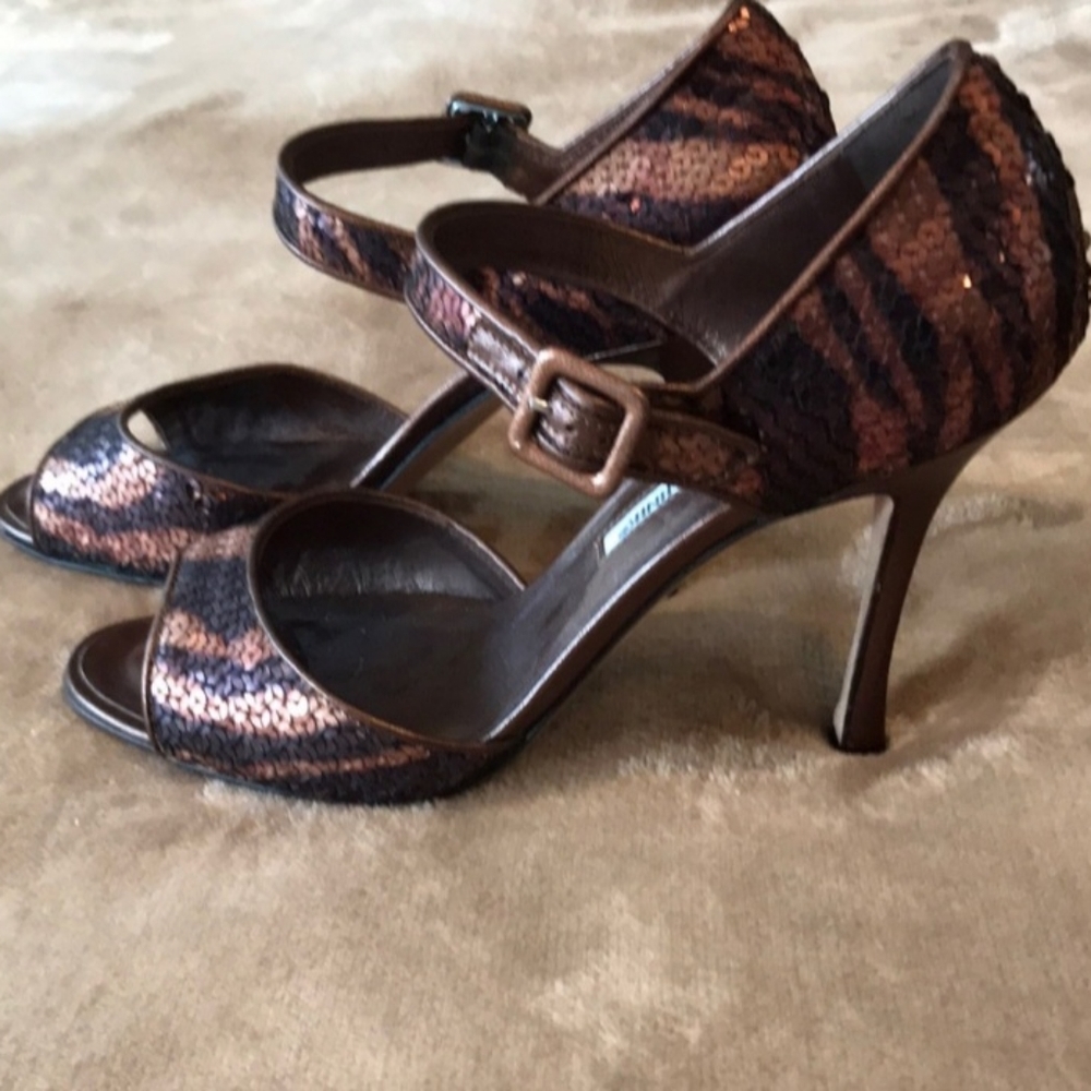 𝅺MANOLO BLAHNIK Bronze Sequin CALDO Mary Jane SANDALS SHOES Size 39.5 - Picture 4 of 6
